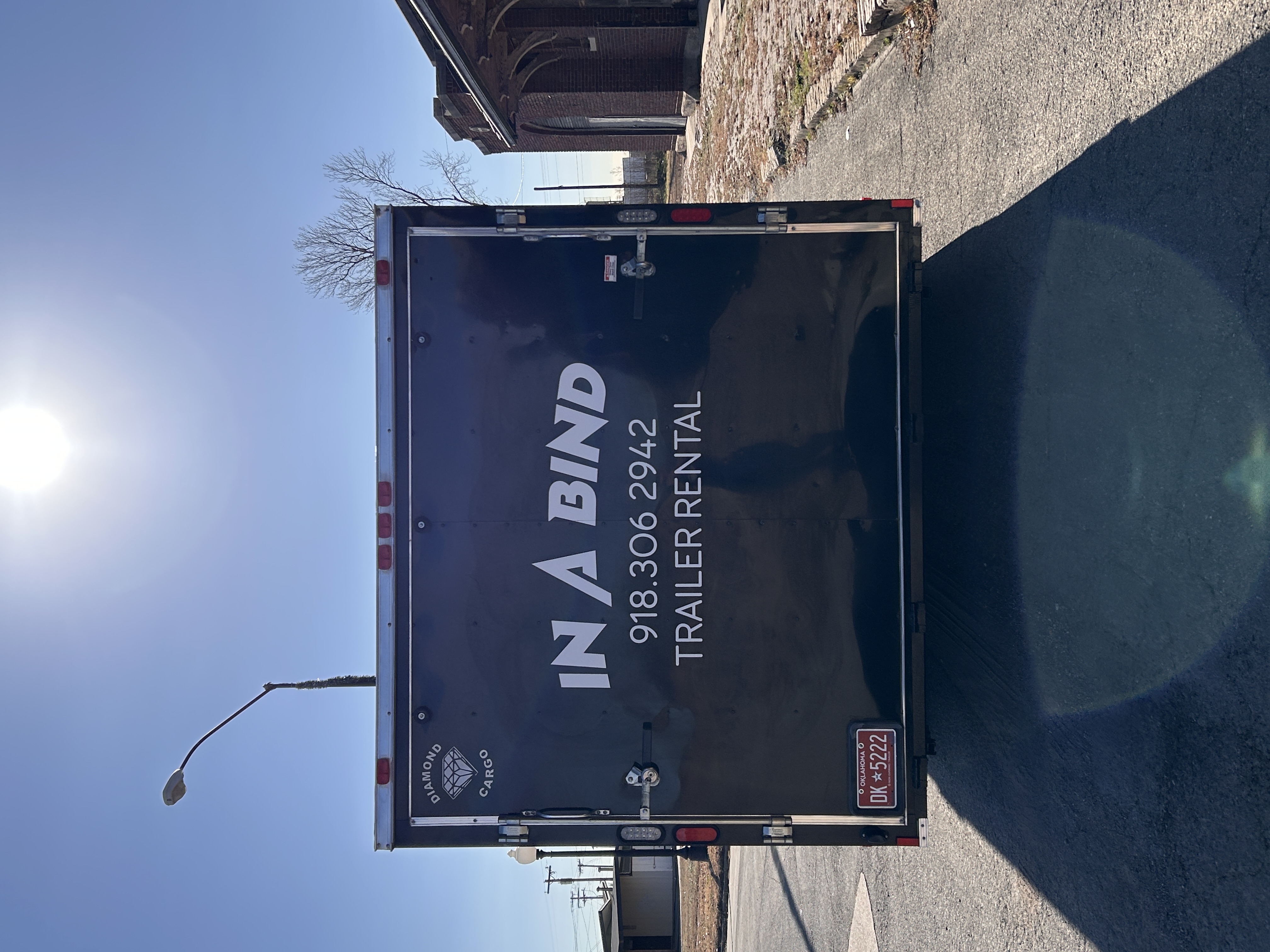 8.5x20 Enclosed Trailer thumbnail 2